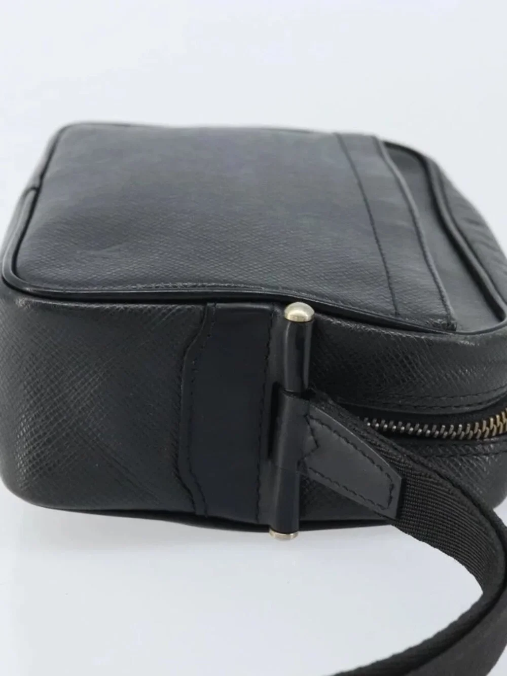 Louis Vuitton brand louis
